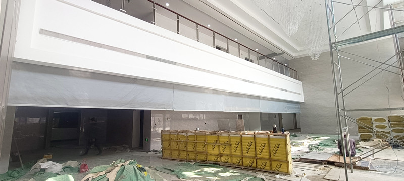 活動(dòng)式擋煙垂壁