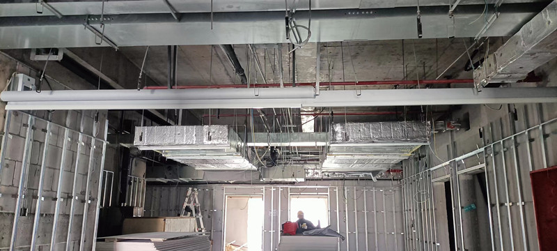 活動(dòng)式柔性擋煙垂壁