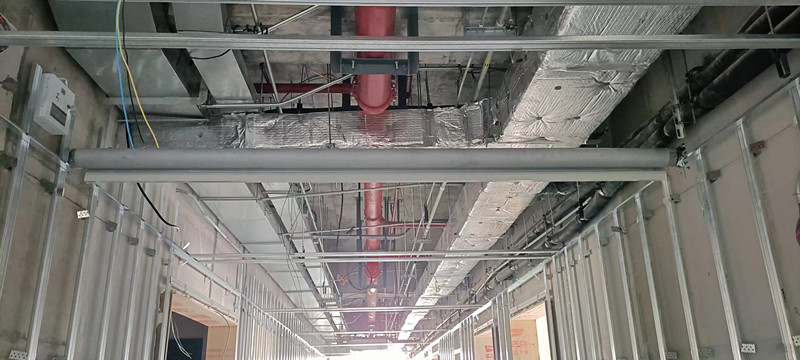 活動(dòng)式柔性擋煙垂壁